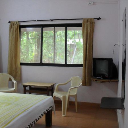 Saaj Resort Dāpoli 外观 照片
