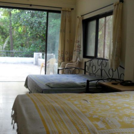 Saaj Resort Dāpoli 外观 照片